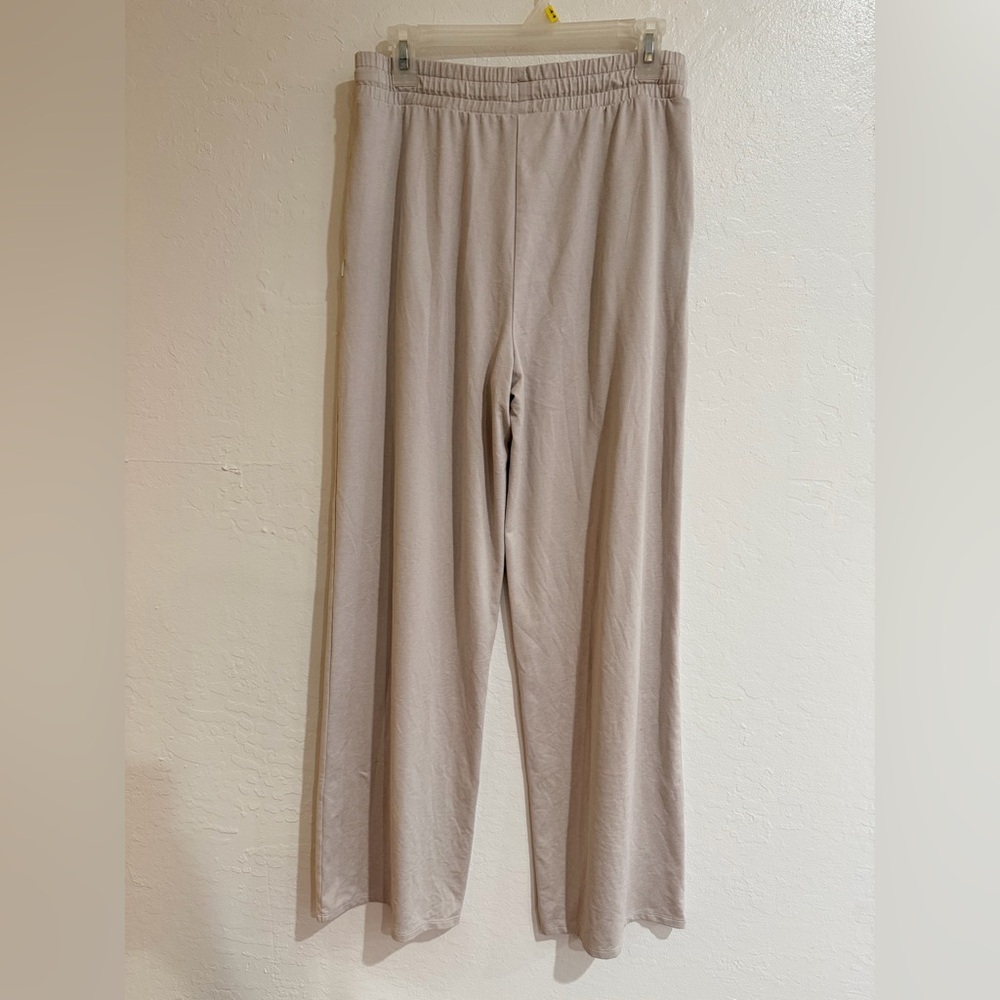 Vuori Cream Ecru Heather Halo Essential Wideleg Relaxed-Fit Long Pants size M - Picture 7 of 9